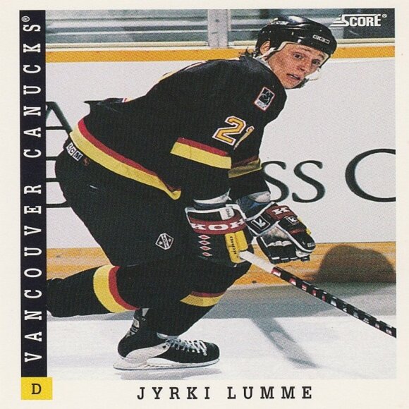 Jyrki Lumme Hockey Card Collection - Picture 5 of 9